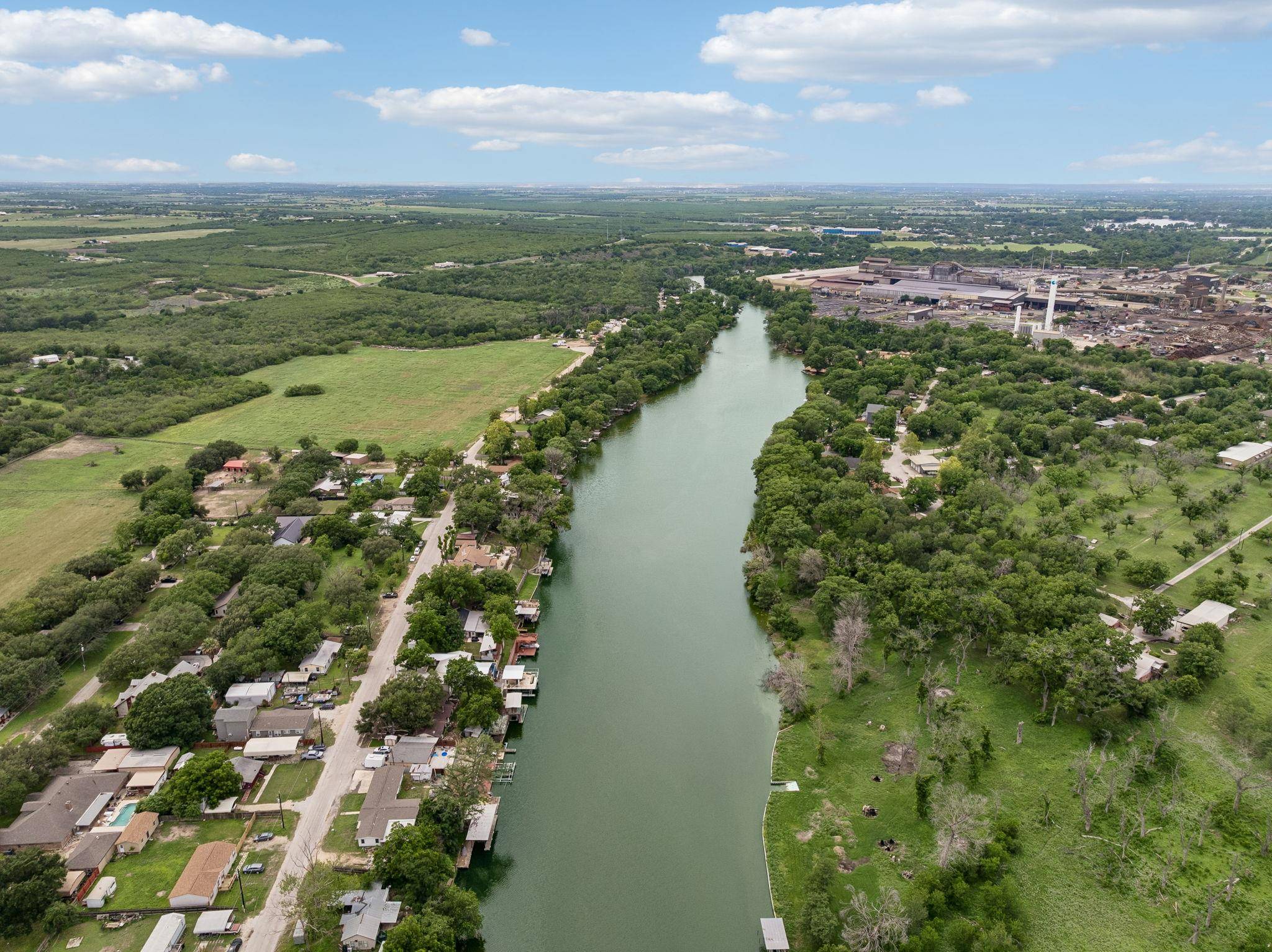 939 Reiley RD, Seguin, TX 78155