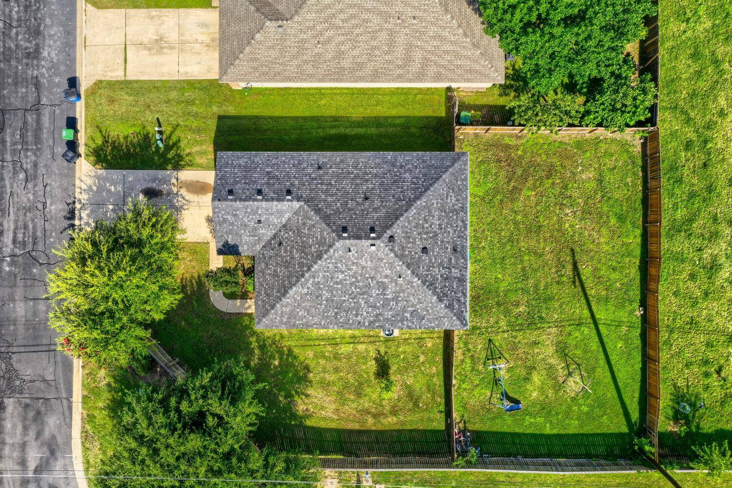 101 Adamae LN, Hutto, TX 78634