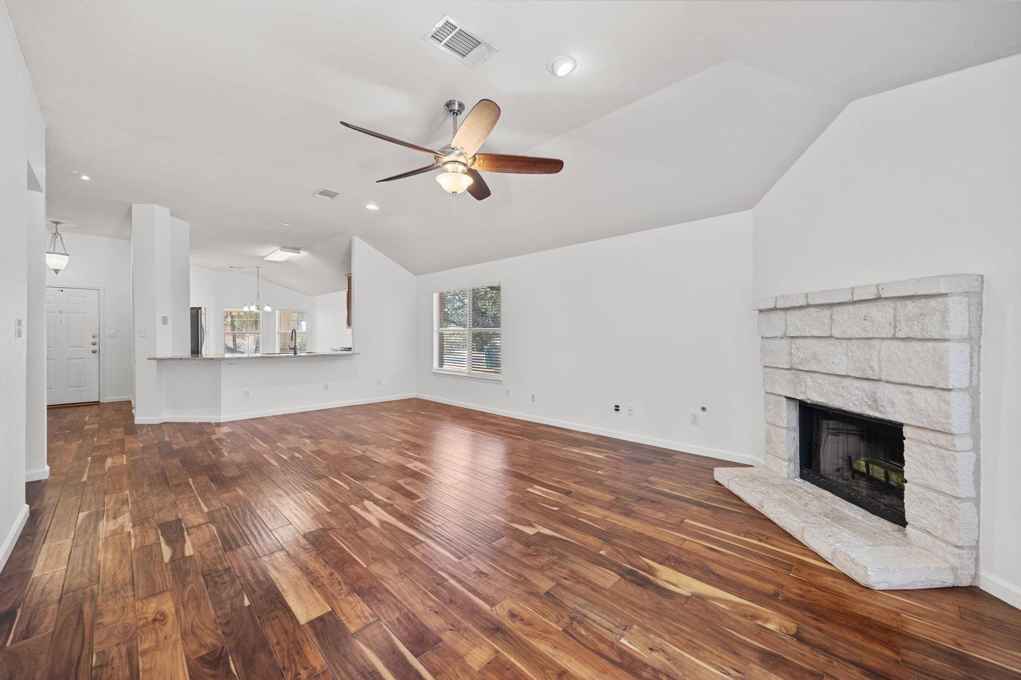 1314 Brighton Bend LN, Cedar Park, TX 78613