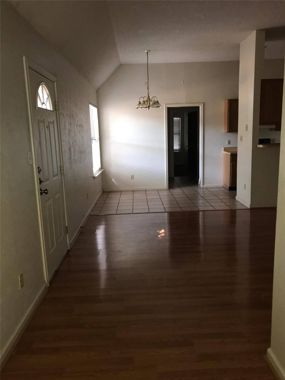 1303 N Bishop, San Marcos, TX 78666