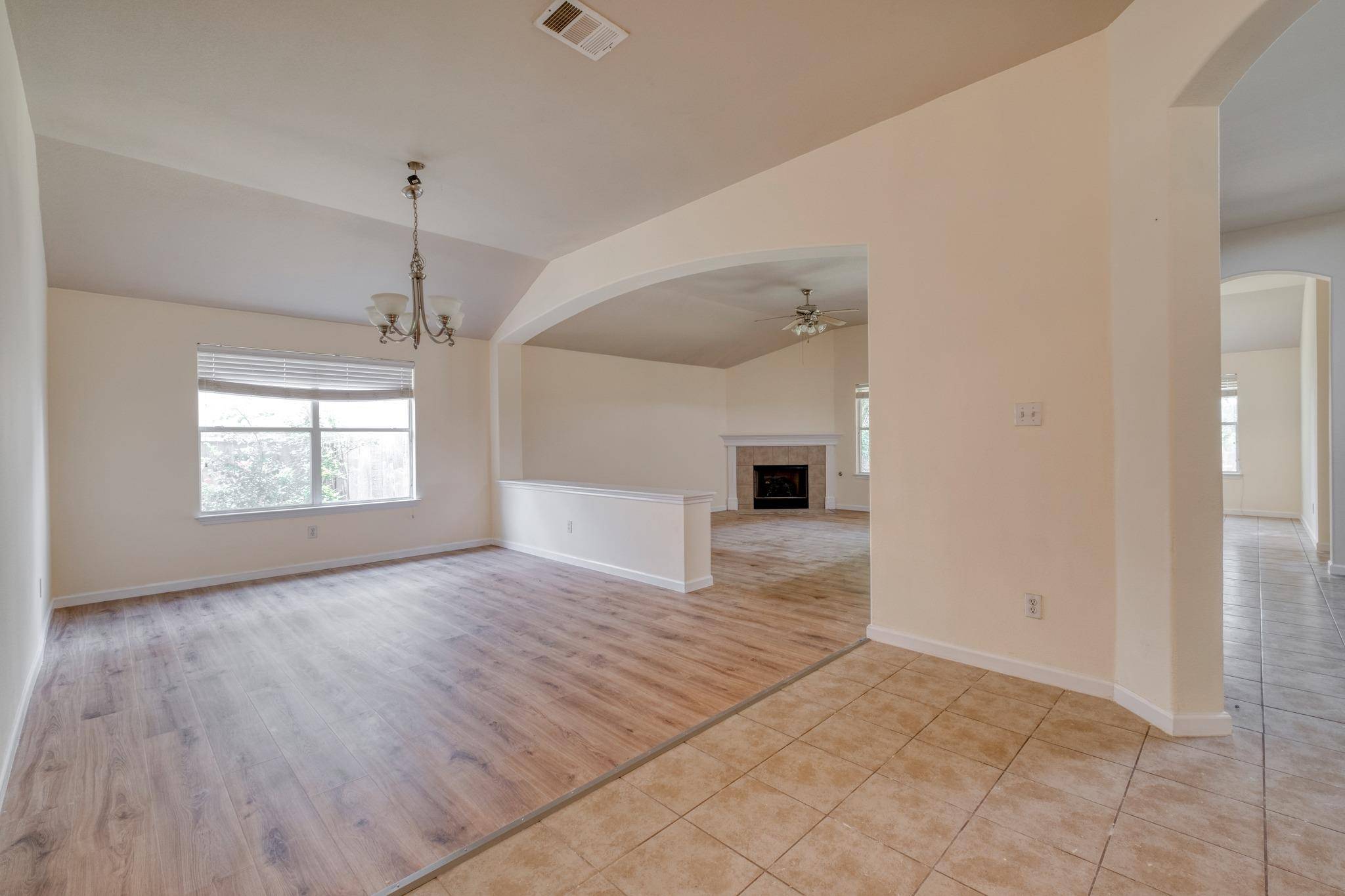 4499 Heritage Well LN, Round Rock, TX 78665