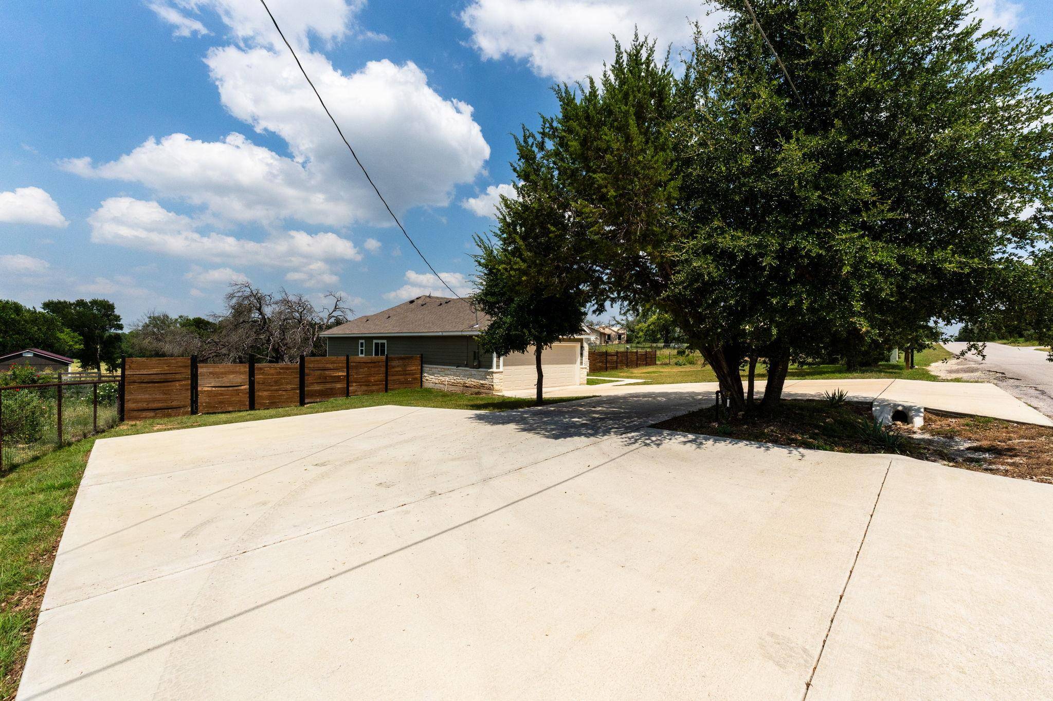 1110 County Road 1045, Lampasas, TX 76550