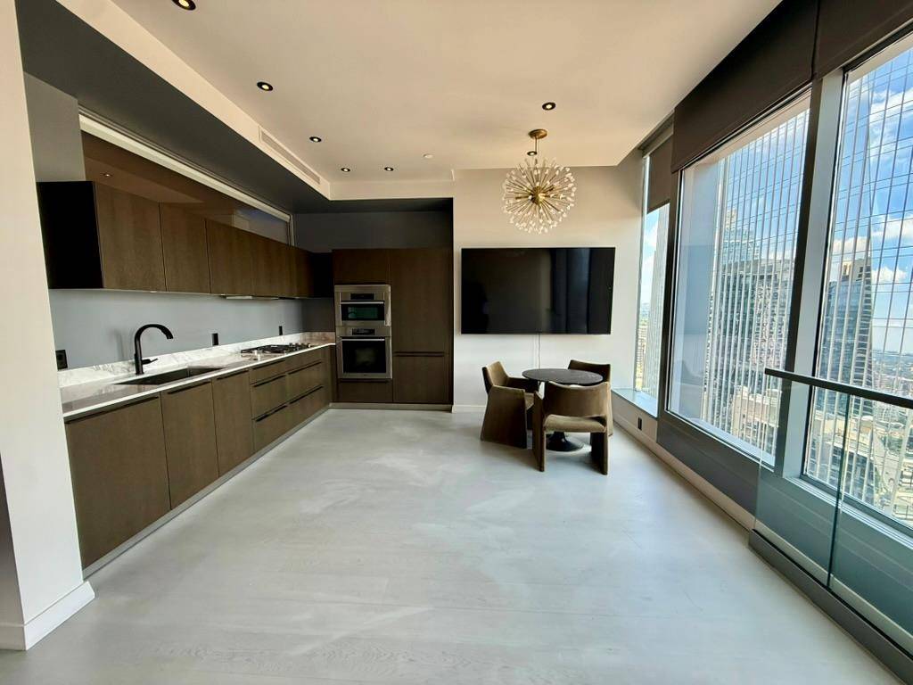 210 Lavaca St #2809, Austin, TX 78701