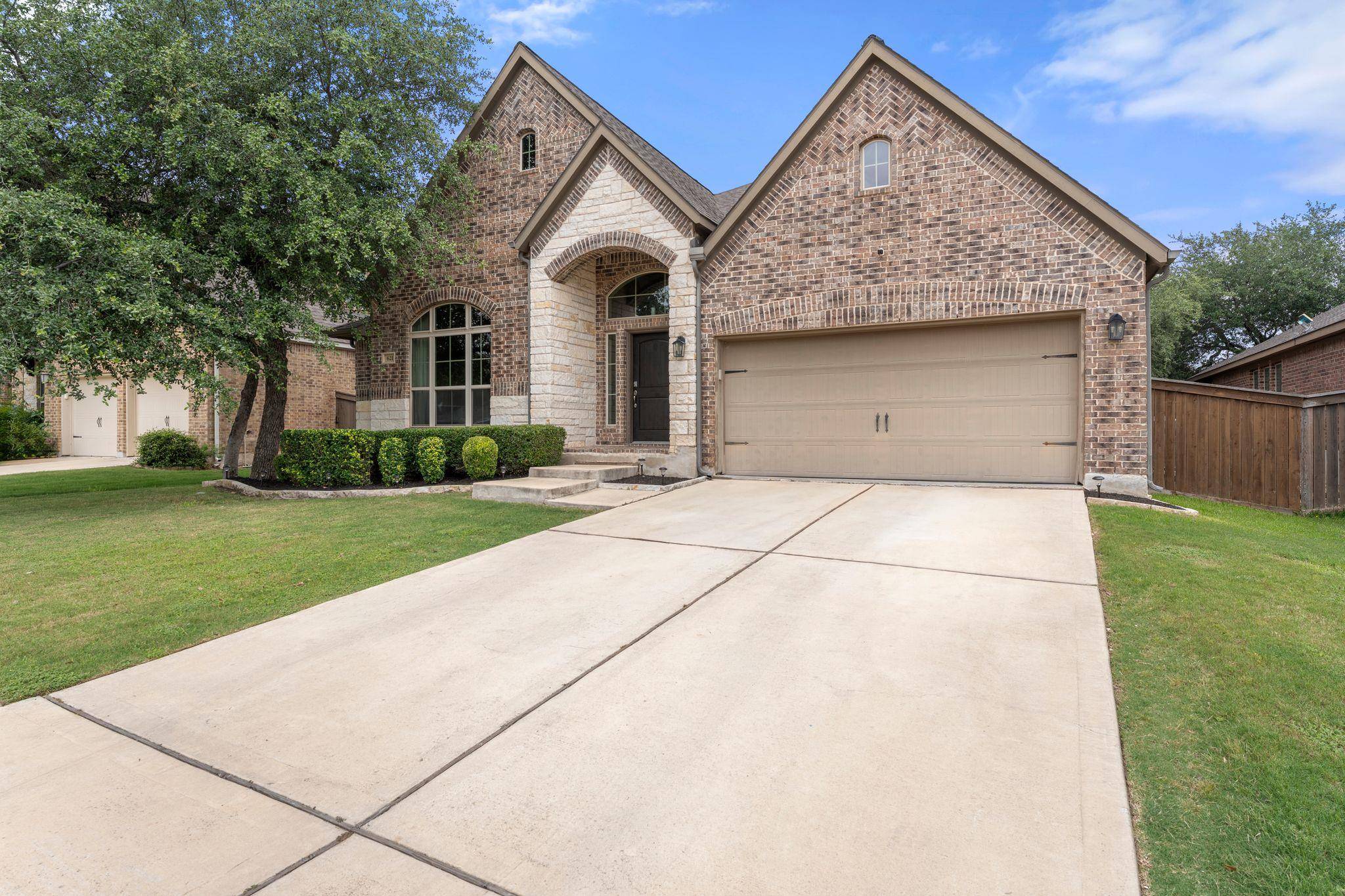 621 Judge Fisk DR, Leander, TX 78641