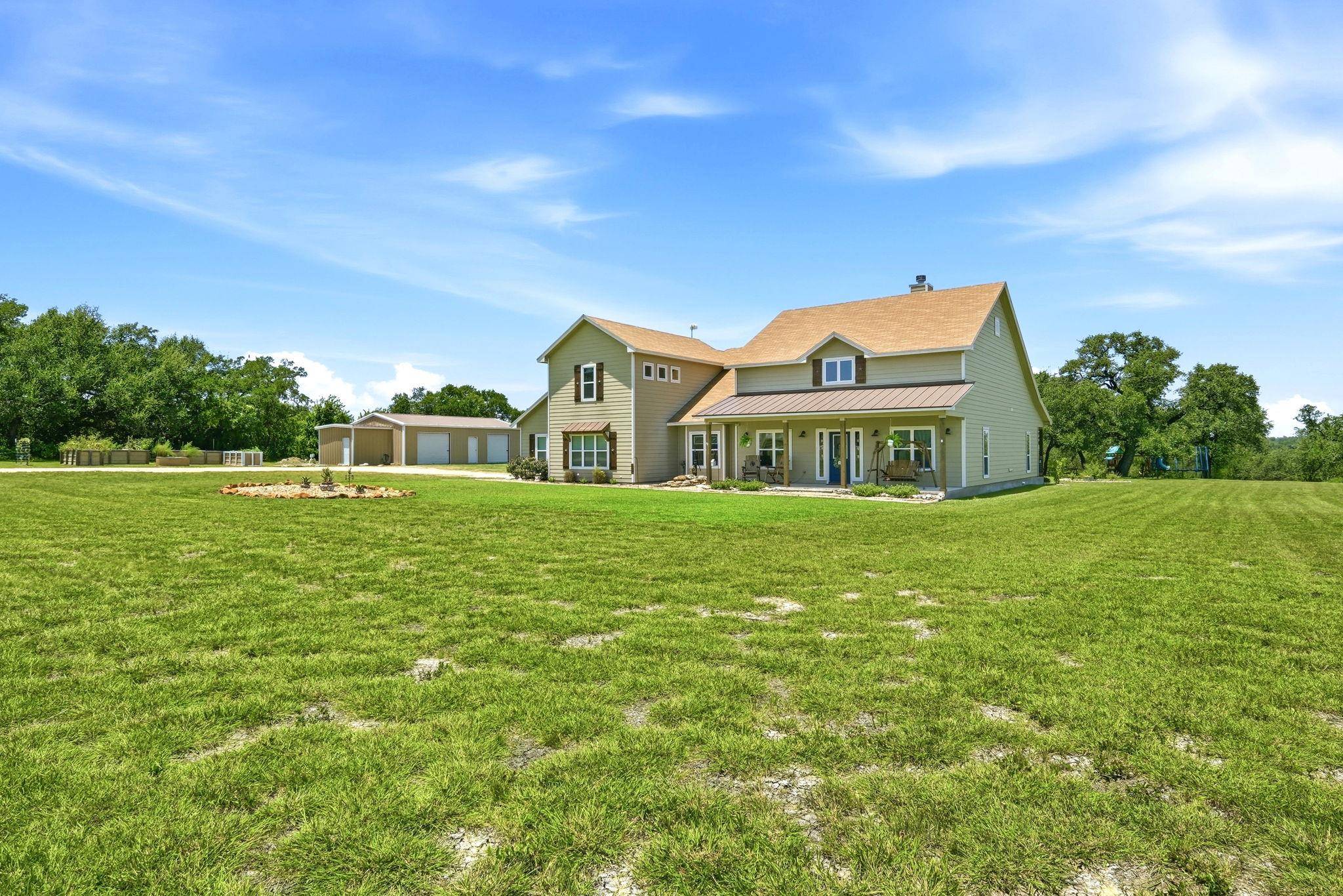 450 County Road 204, Liberty Hill, TX 78642