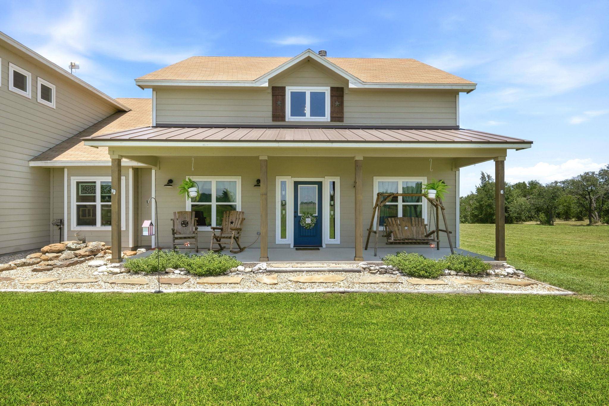 450 County Road 204, Liberty Hill, TX 78642