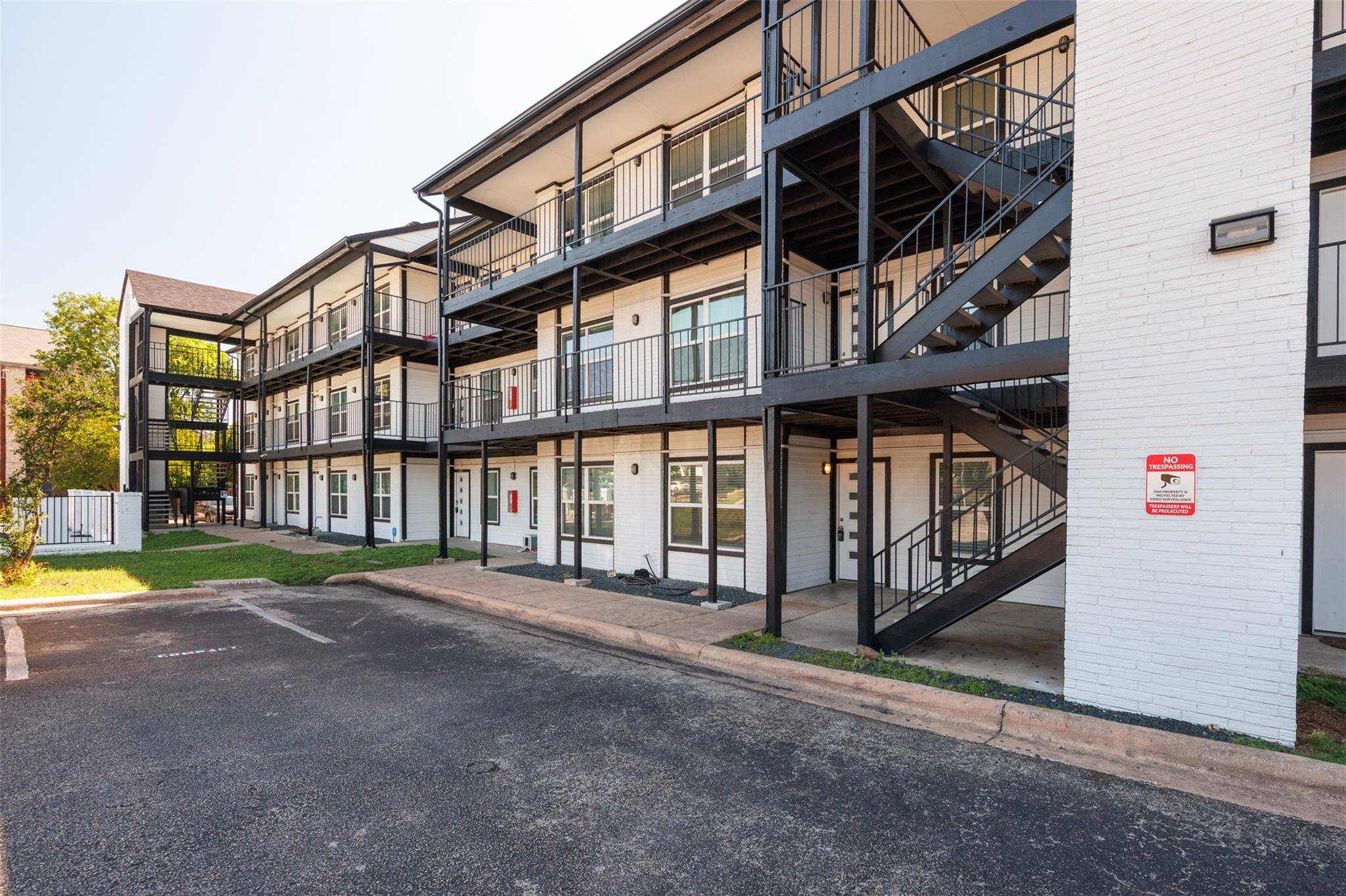 6409 Burns ST #106, Austin, TX 78752