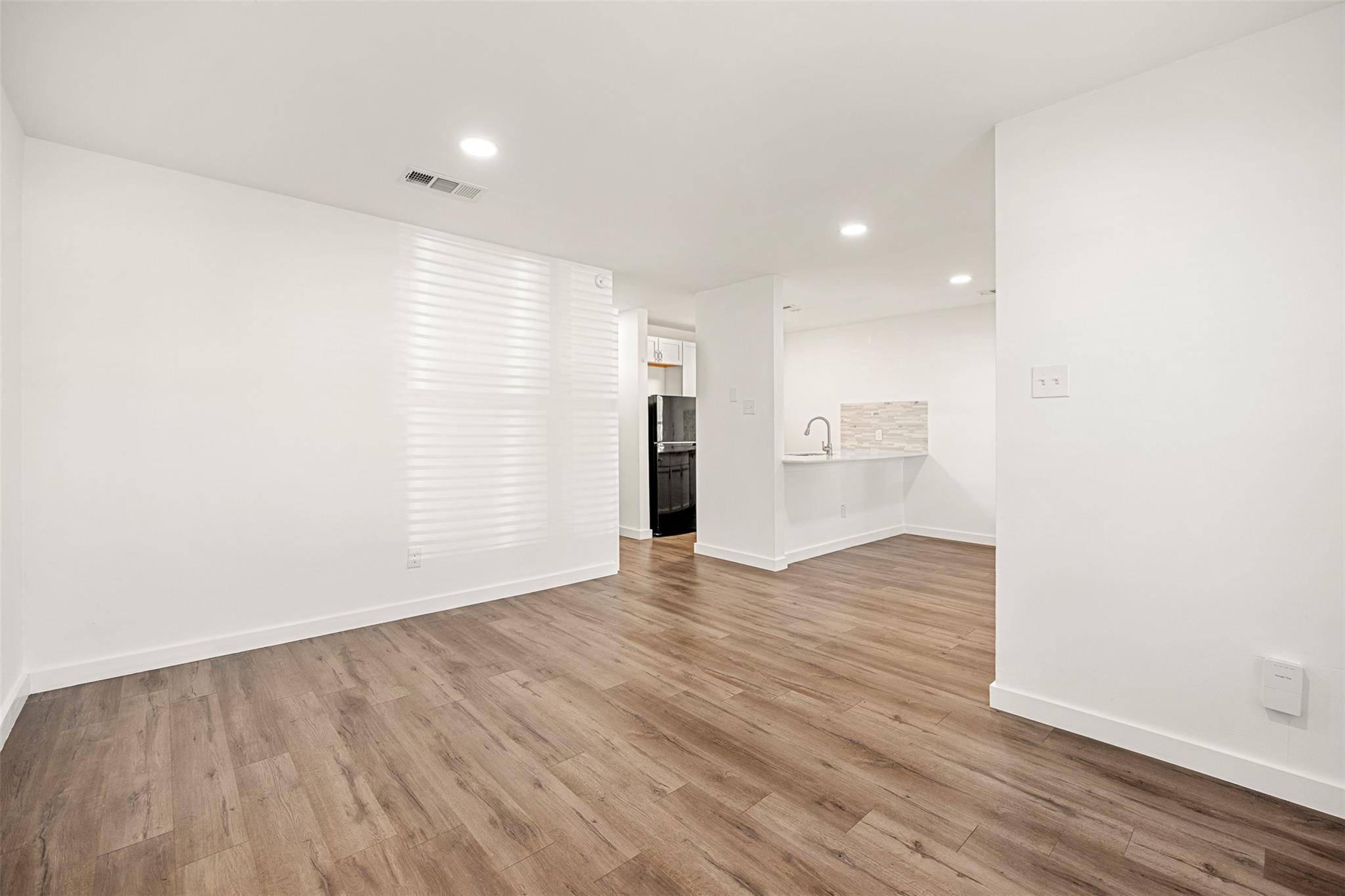 6409 Burns ST #106, Austin, TX 78752