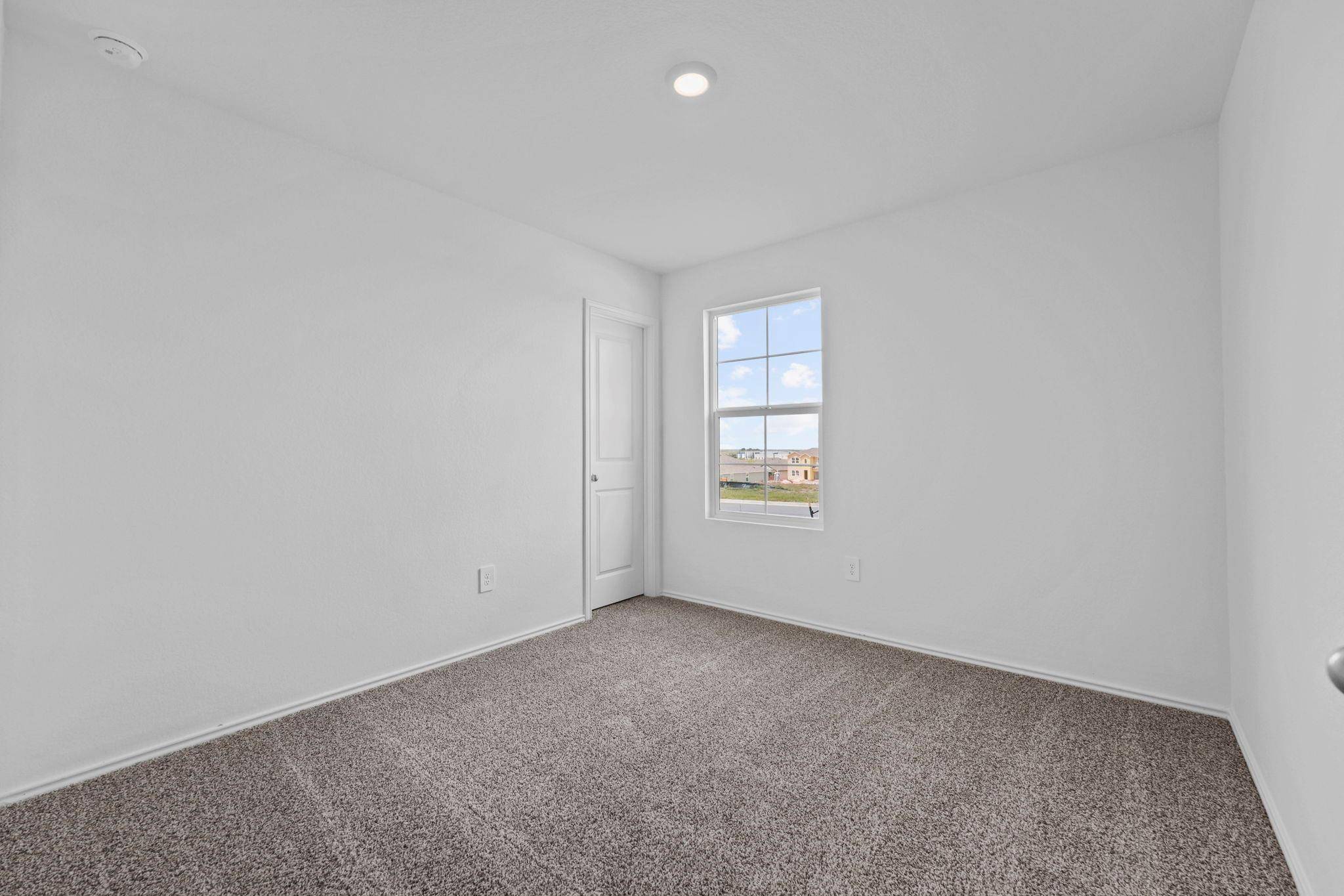 12117 Horseshoe Field BND, Mustang Ridge, TX 78610