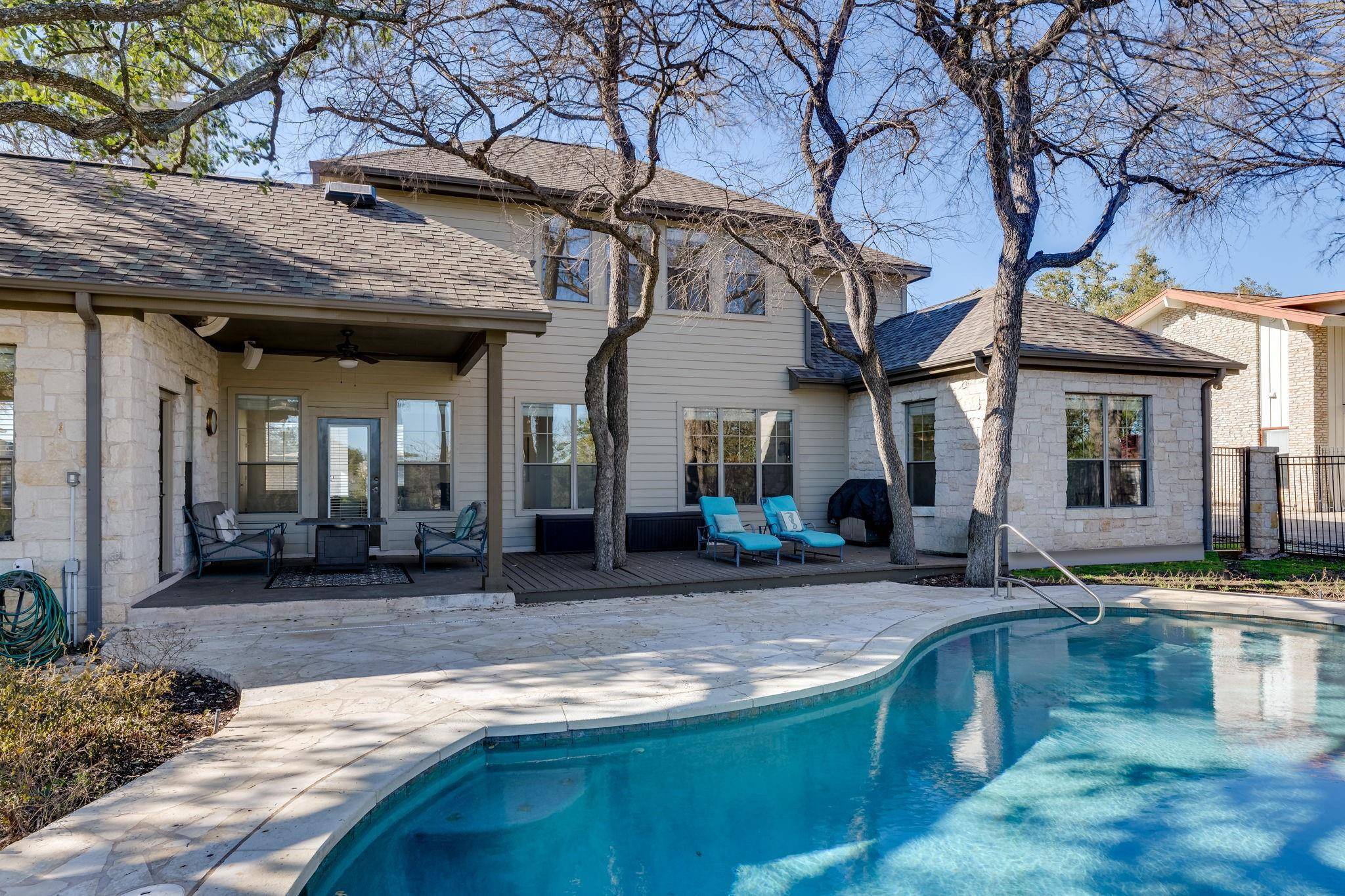 132 Lakeway DR, Lakeway, TX 78734