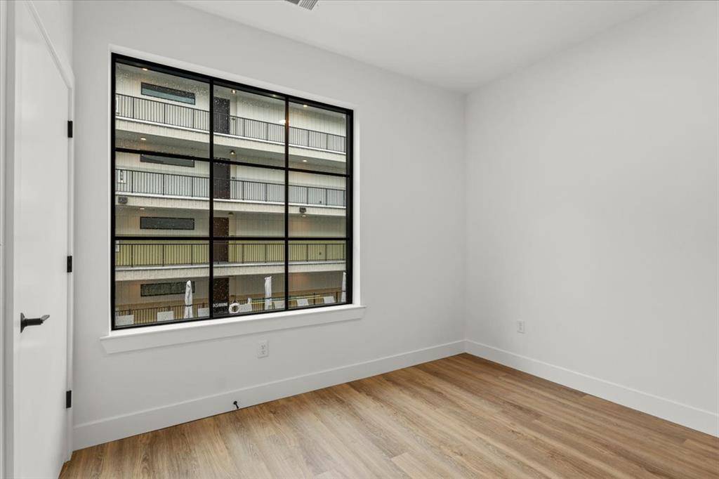 4315 S Congress Ave #214, Austin, TX 78745