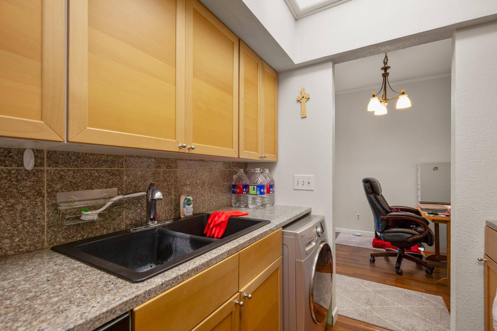 1509 W 39th 1/2 ST #208, Austin, TX 78756