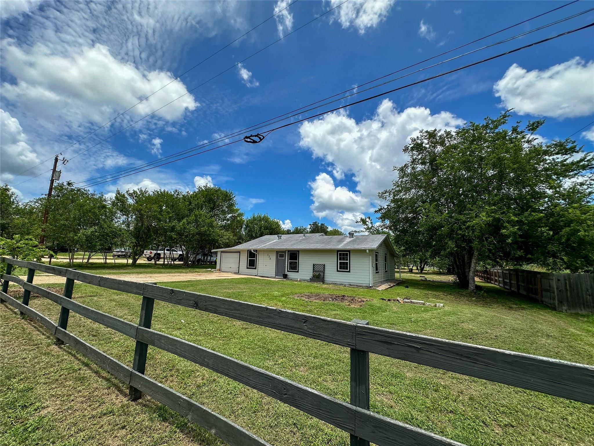 138 San Jacinto ST, Bastrop, TX 78602