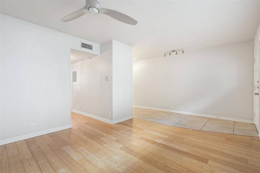 2404 Longview ST #105, Austin, TX 78705
