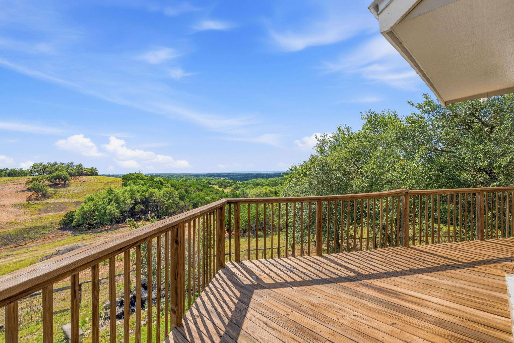 3230 W Fitzhugh RD, Dripping Springs, TX 78620