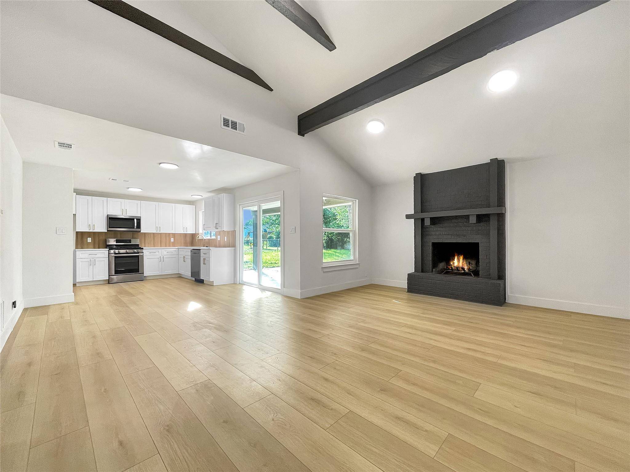 313 Golden Oaks DR, Georgetown, TX 78628