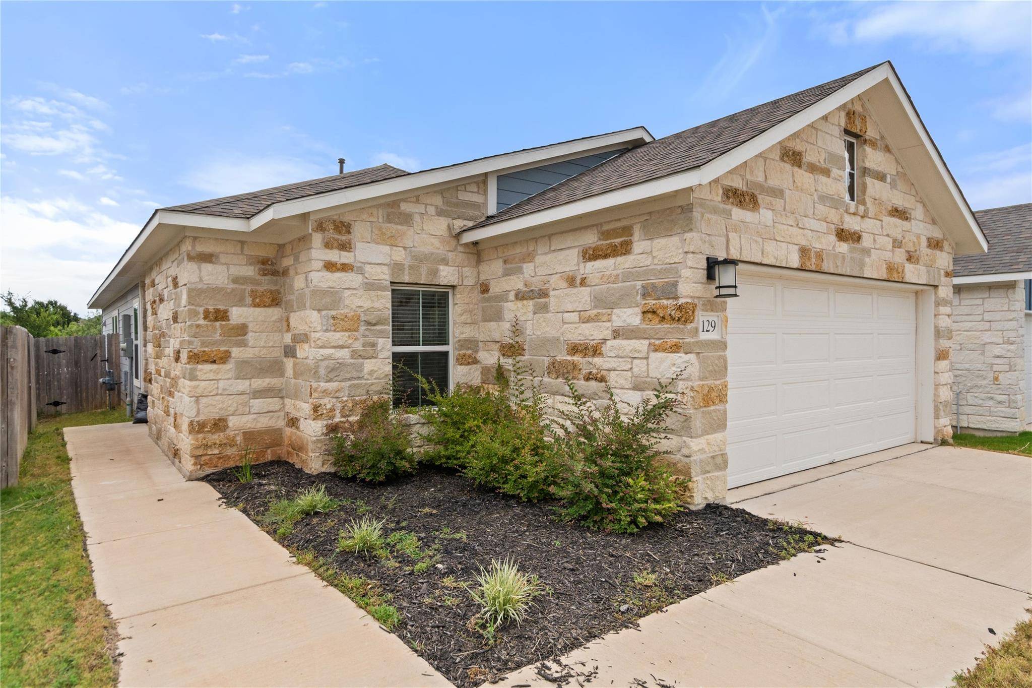 129 Tall Grass DR, Georgetown, TX 78628