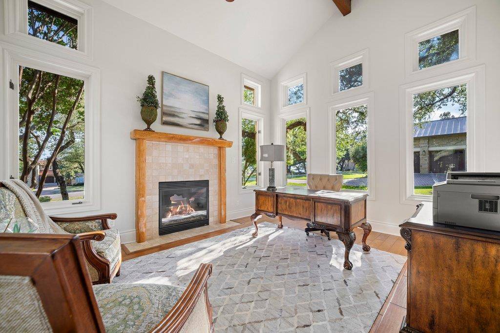 10500 Milky WAY, Austin, TX 78730