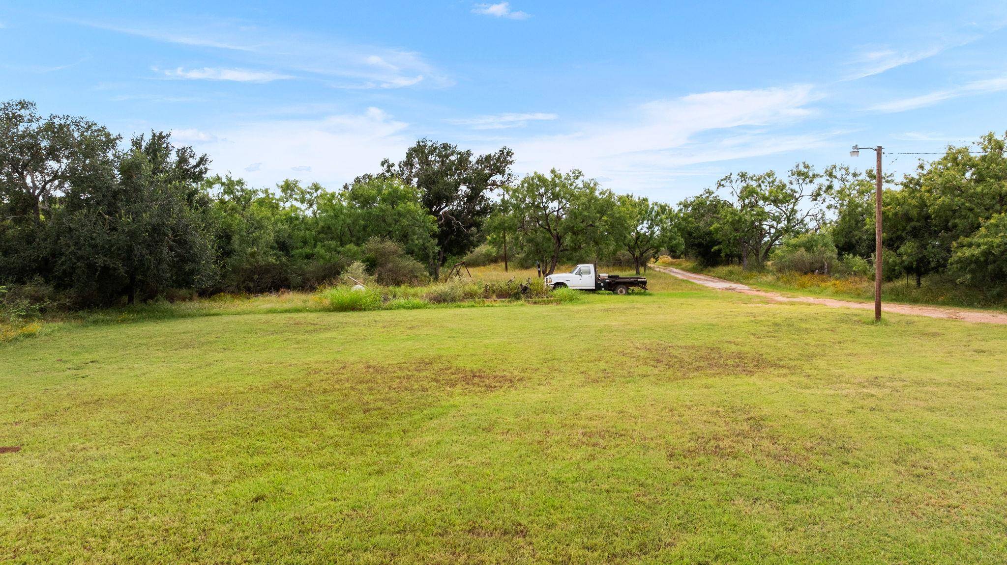 126 Blue Bird LN, Tow, TX 78657