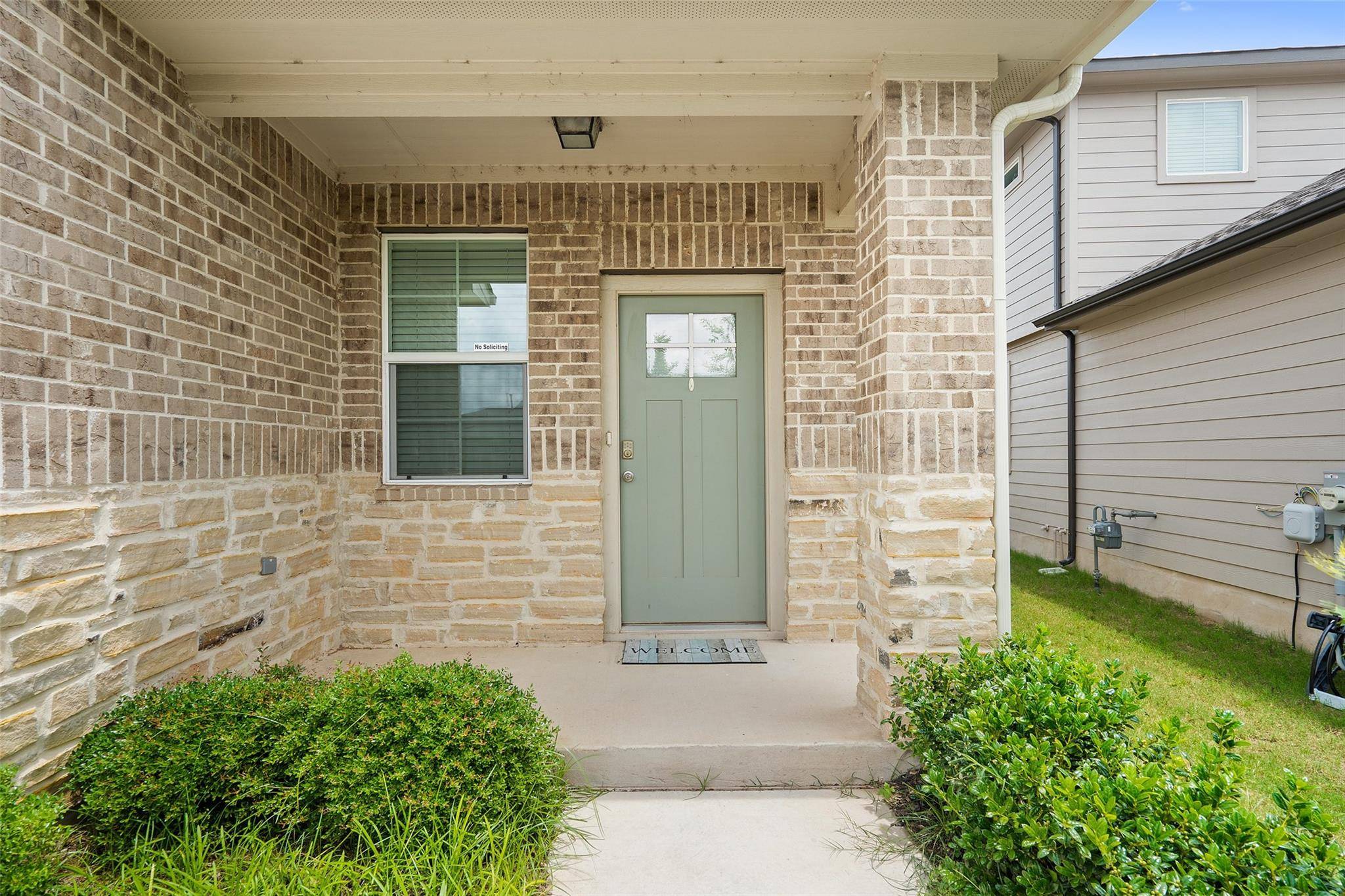 610 Roaring Fork LN, Bastrop, TX 78602