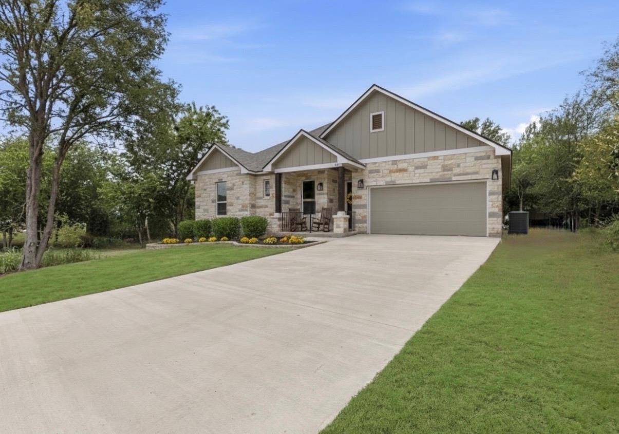 337 Nene LN, Bastrop, TX 78602
