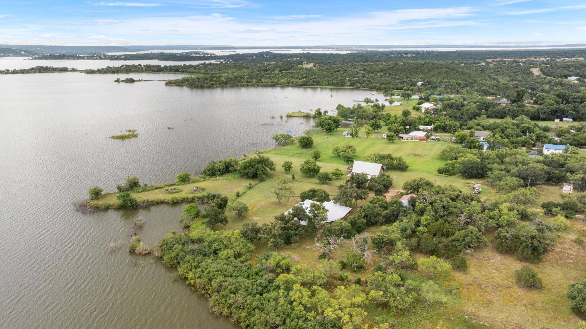 131 Blue Bird LN, Tow, TX 78672