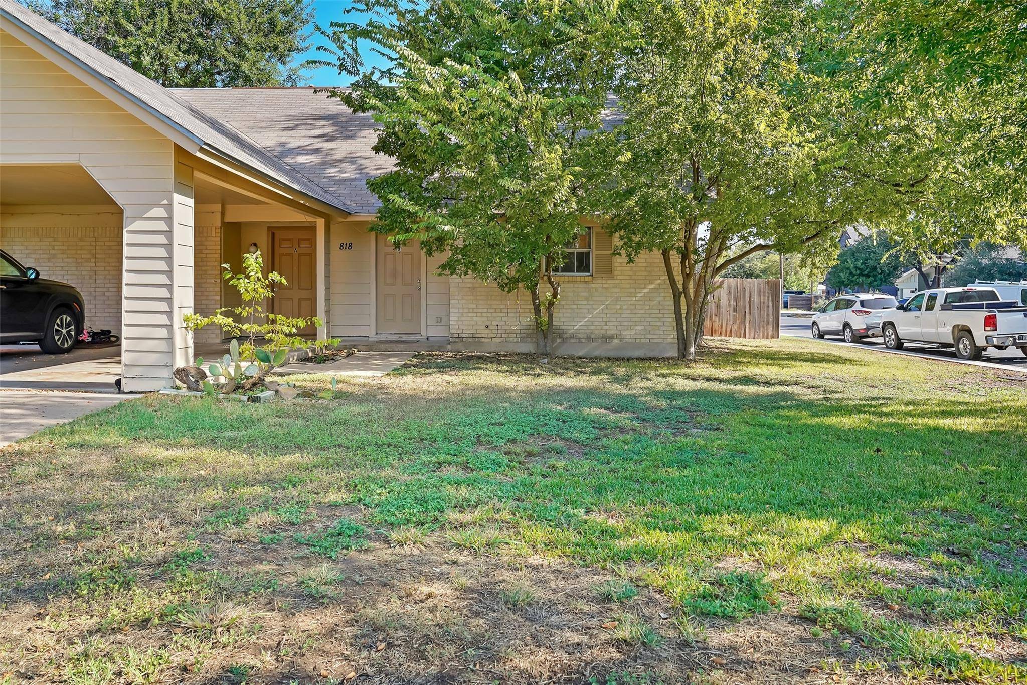 818 Sahara Ave #B, Austin, TX 78745