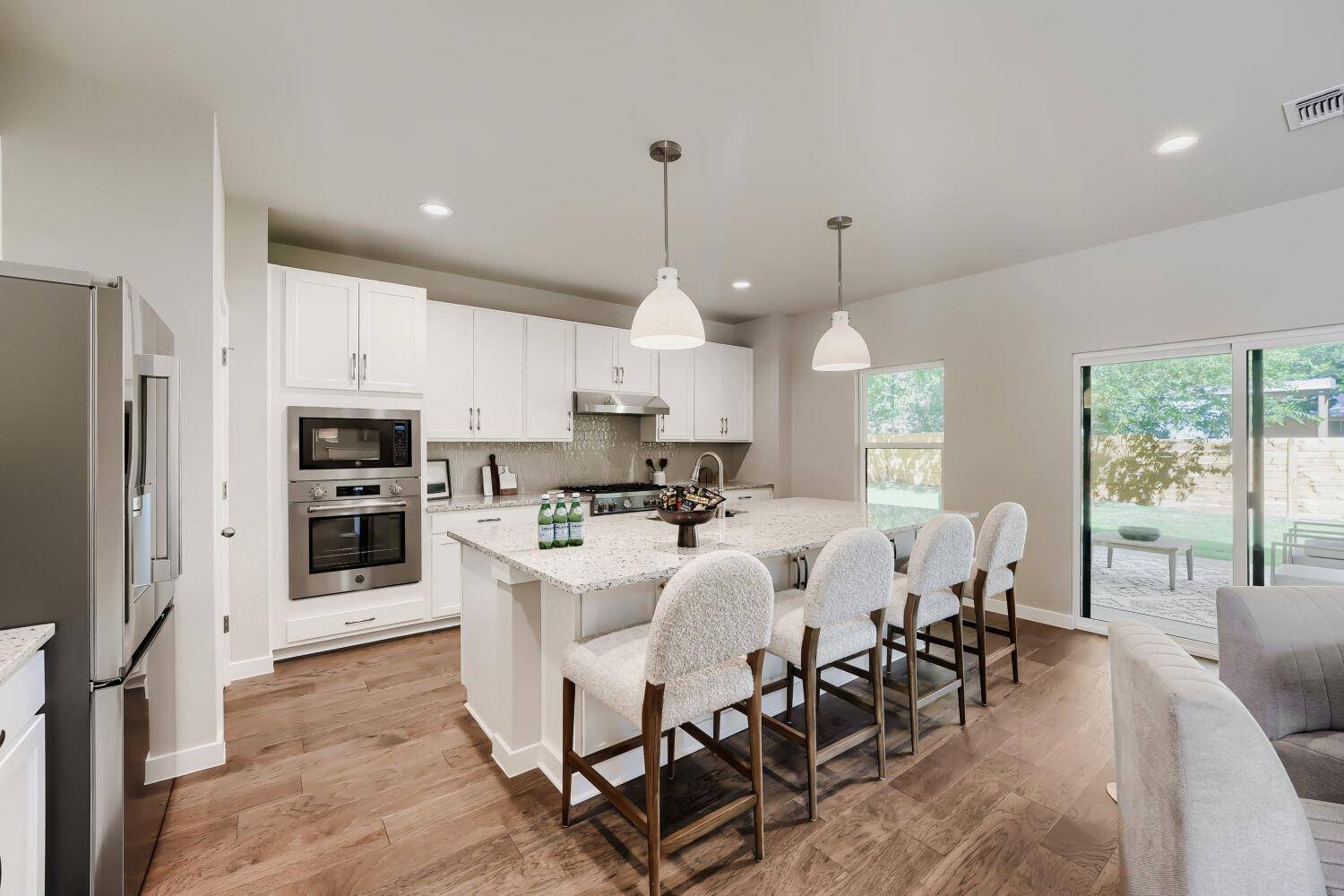 8012 Gault ST, Austin, TX 78757