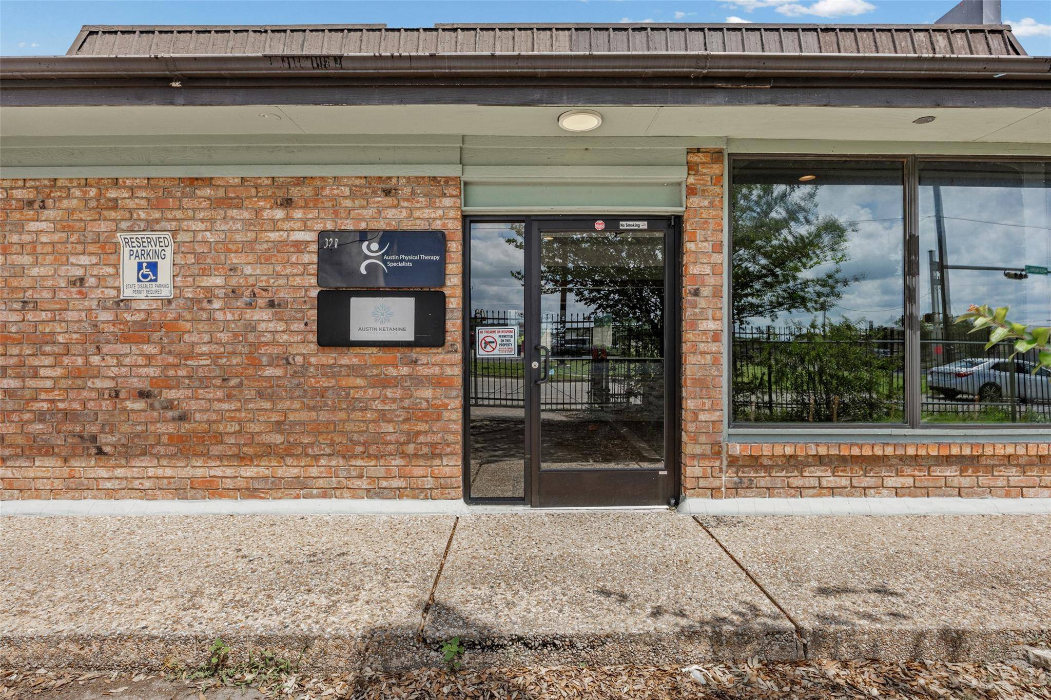 320 W William Cannon DR, Austin, TX 78745
