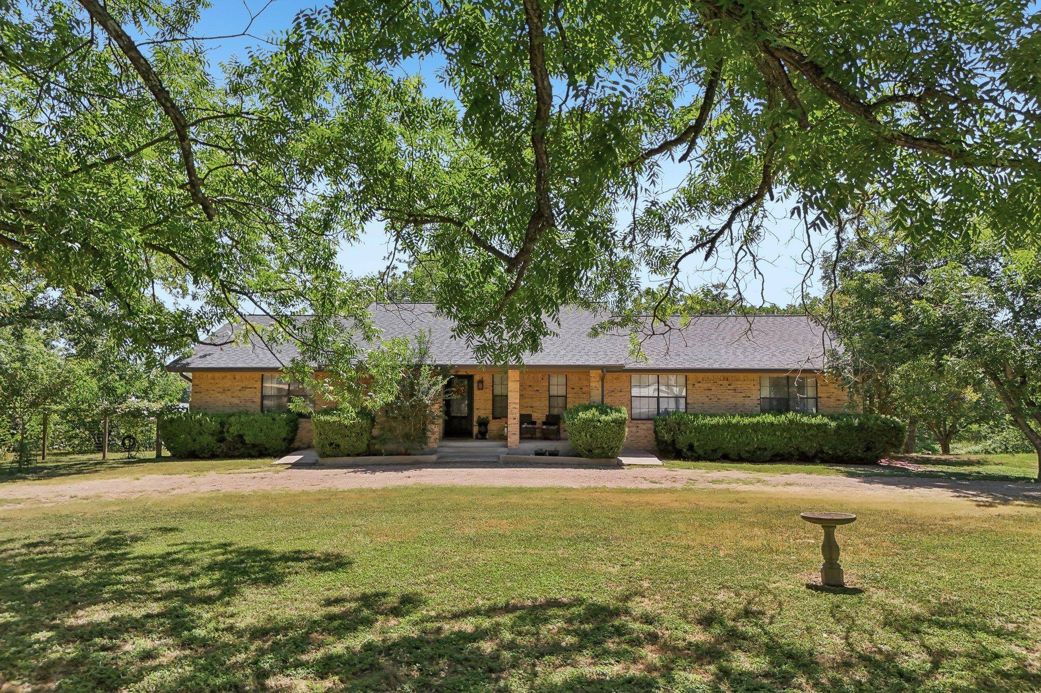 504 Perkins ST, Bastrop, TX 78602