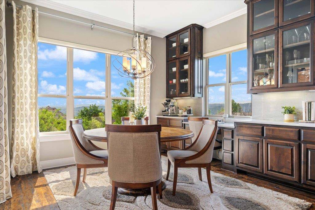 457 Santaluz LN, Austin, TX 78732