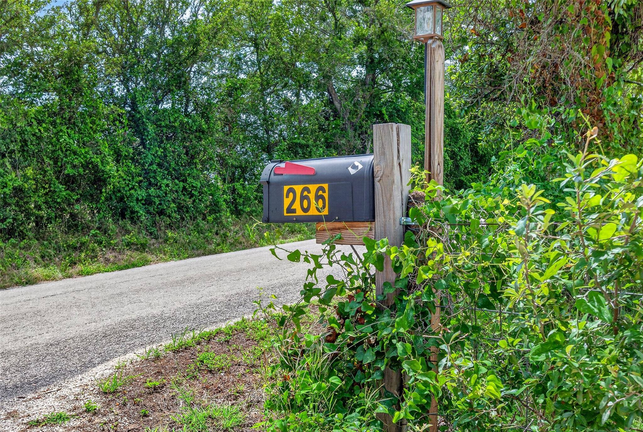 266 Beaver RD, Elgin, TX 78621