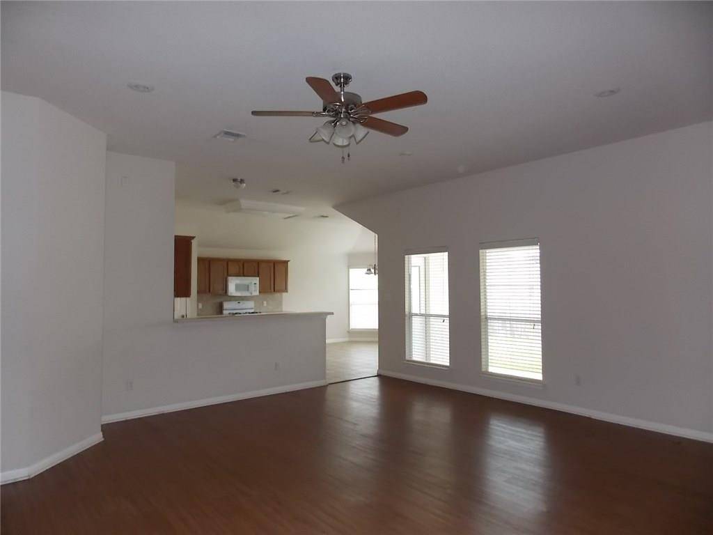 199 Prairie Dawn, Kyle, TX 78640