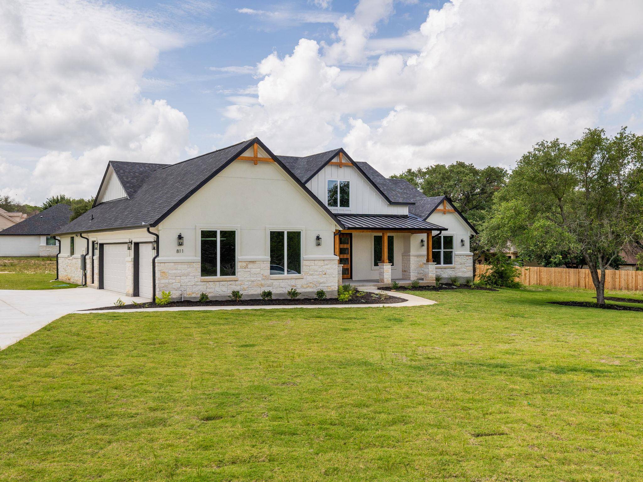 811 County Rd 200, Burnet, TX 78611