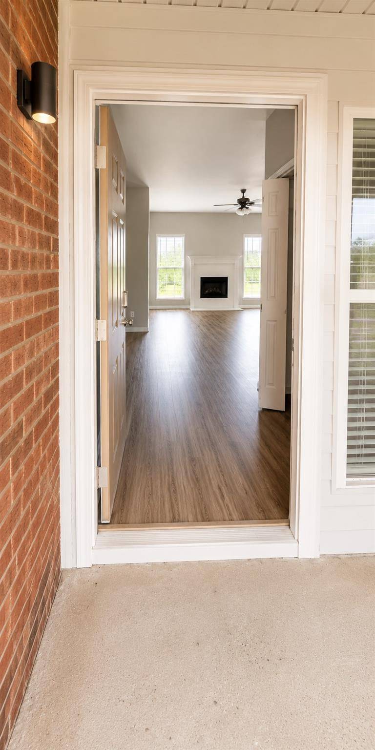 607 Morning Dove DR, Hutto, TX 78634
