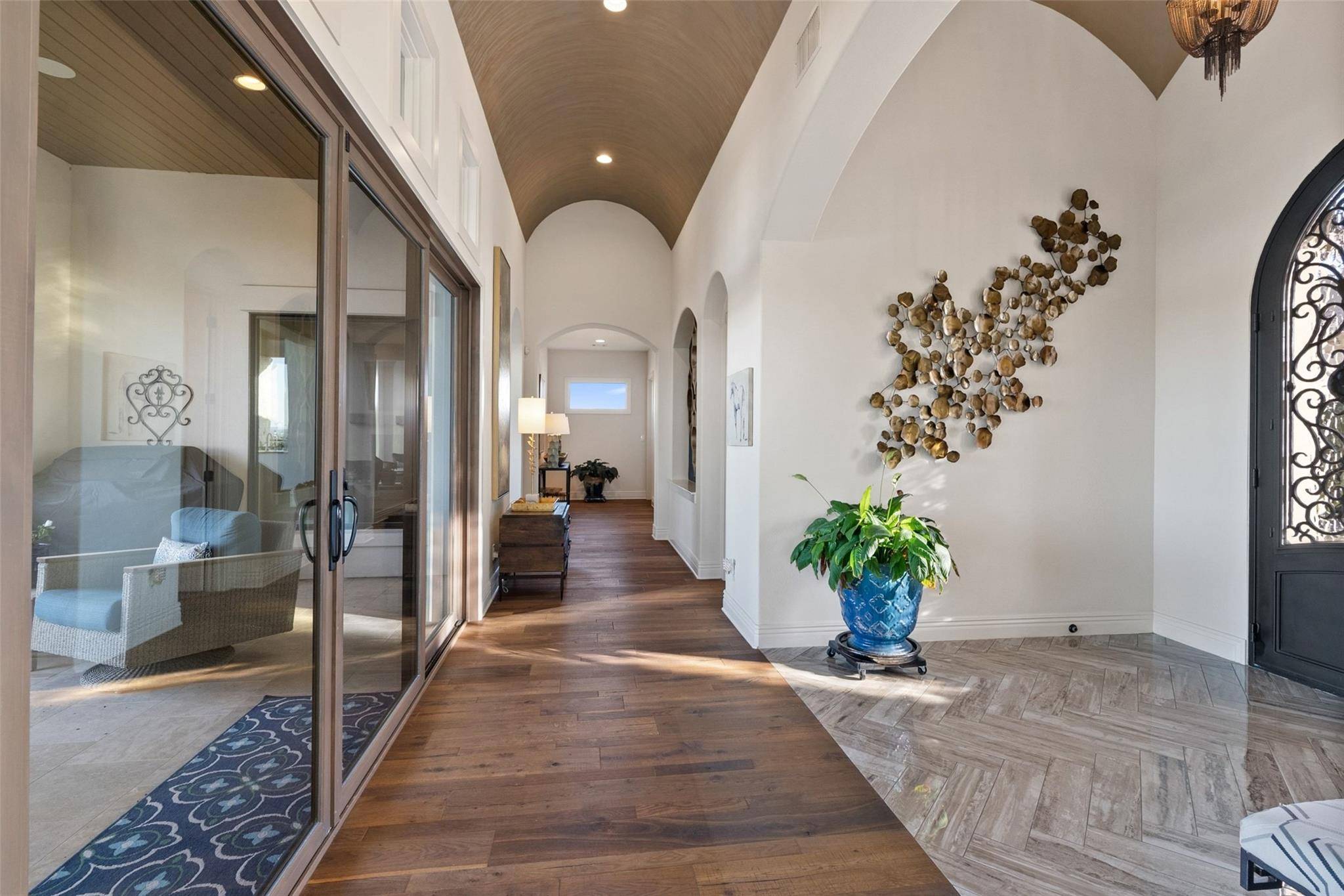 609 Vendemmia BND, Austin, TX 78738