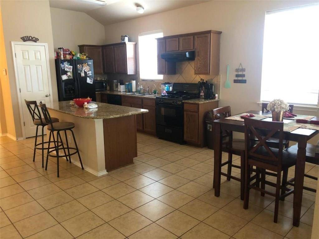 12020 Crownstone LN, Manor, TX 78653