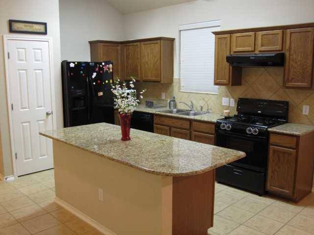 12020 Crownstone LN, Manor, TX 78653