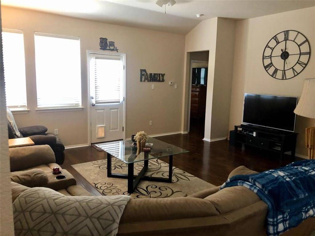 12020 Crownstone LN, Manor, TX 78653