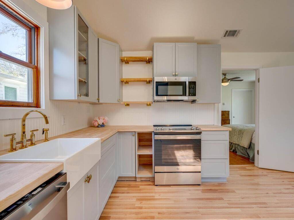 1607 Woodlawn BLVD #Guest, Austin, TX 78703
