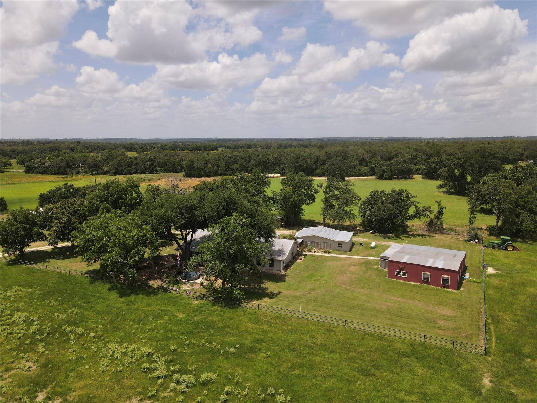 11009 HWY 77 HWY, Lexington, TX 78947