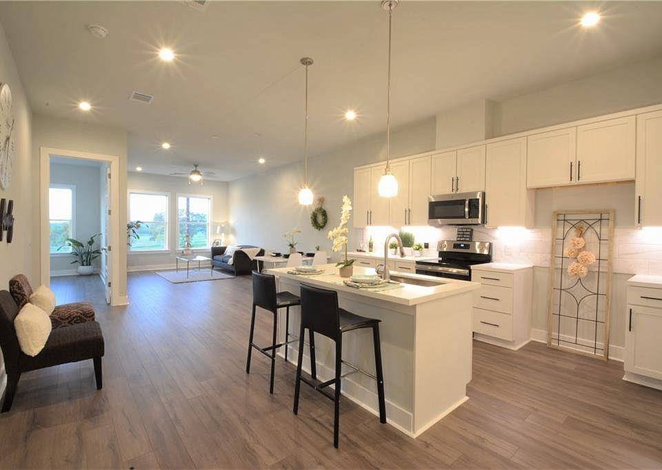 4507 E Martin Luther King Jr BLVD #134, Austin, TX 78721