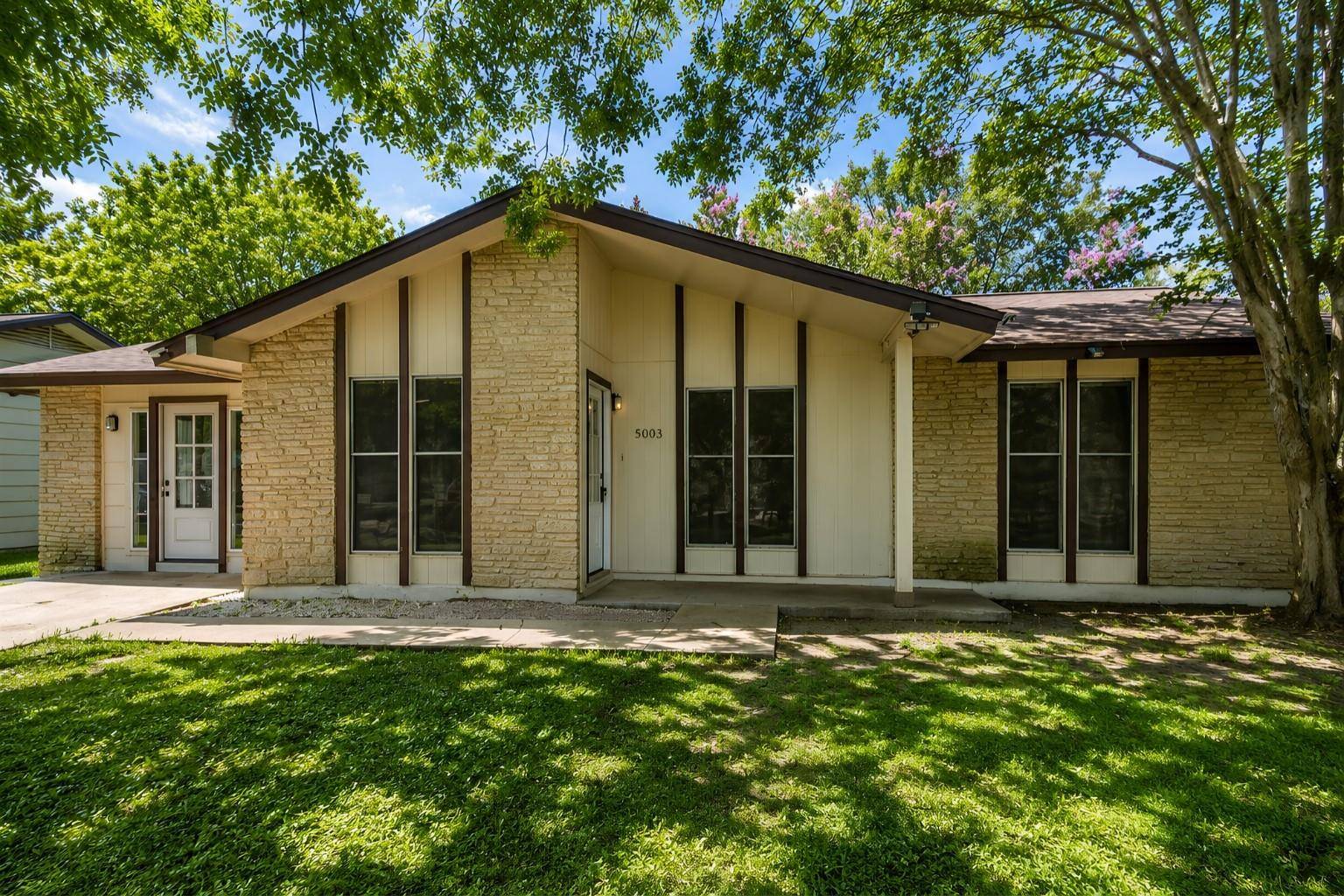5005 Creek Bend DR, Austin, TX 78744