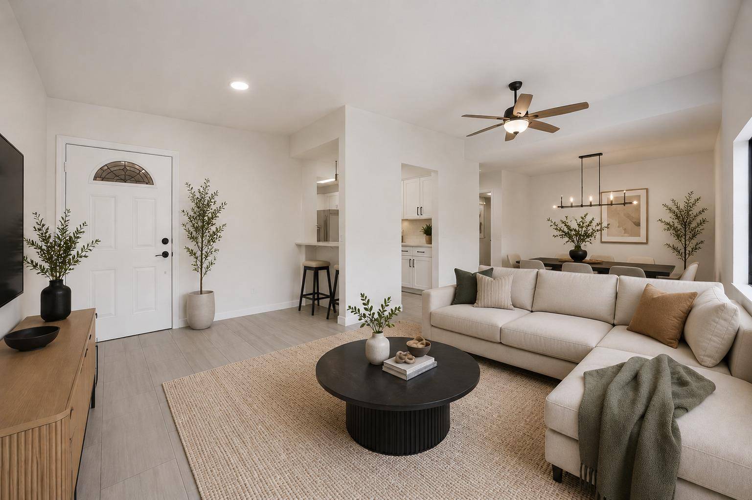 5801 Thunderbird ST #B-22, Lago Vista, TX 78645