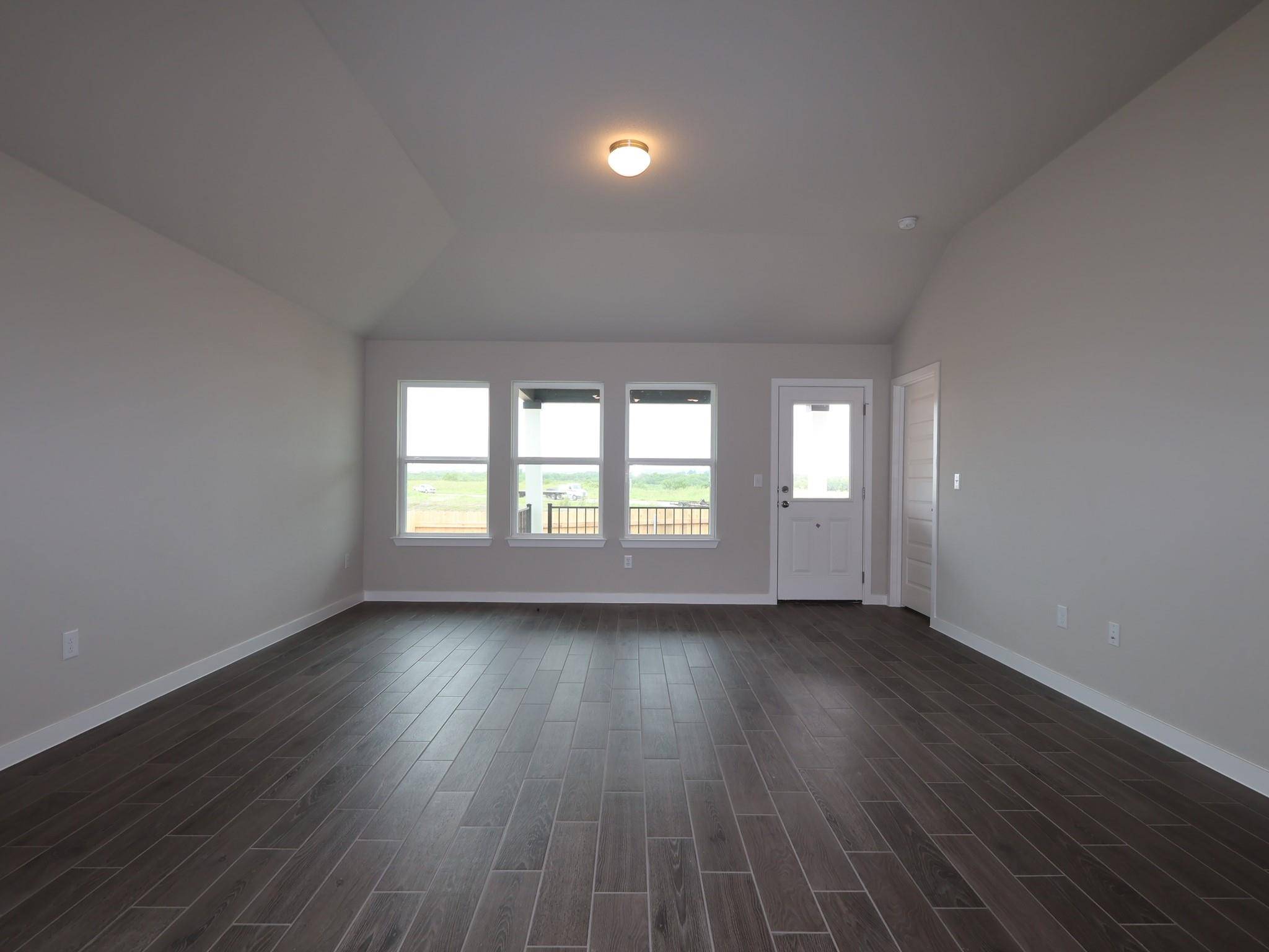 12300 Setting Peak LN, Buda, TX 78610