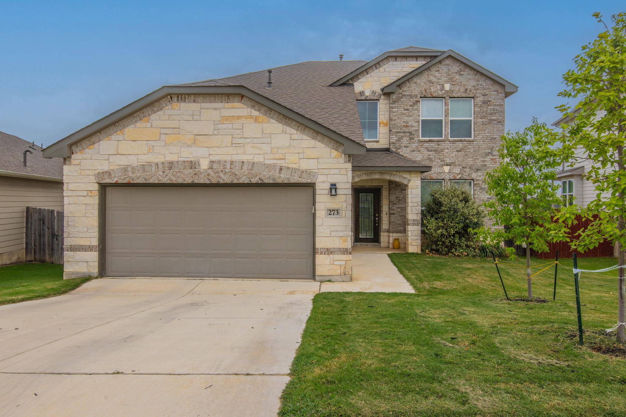 273 Falling Star LN, Georgetown, TX 78628