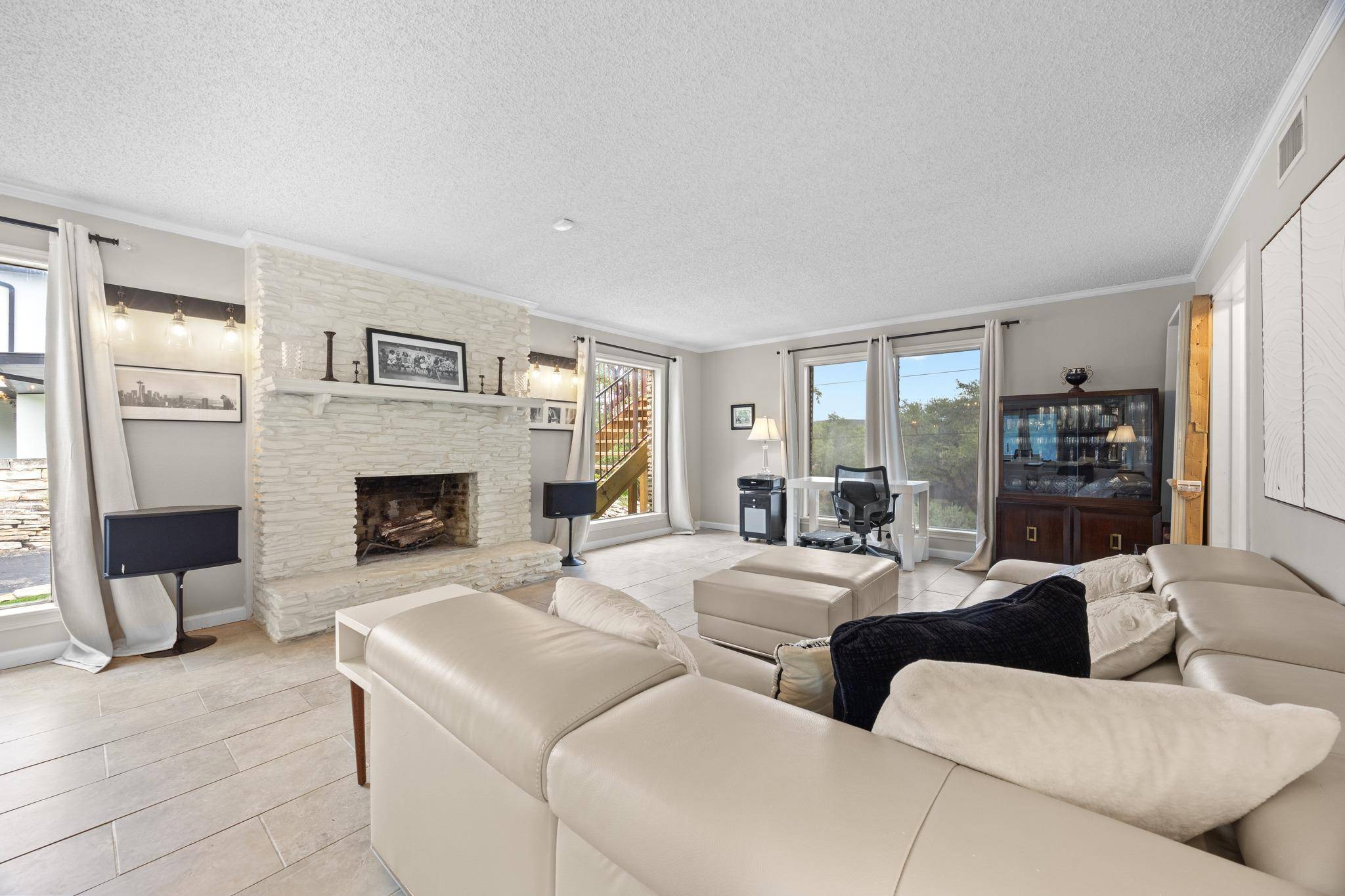13207 Mansfield DR, Austin, TX 78732
