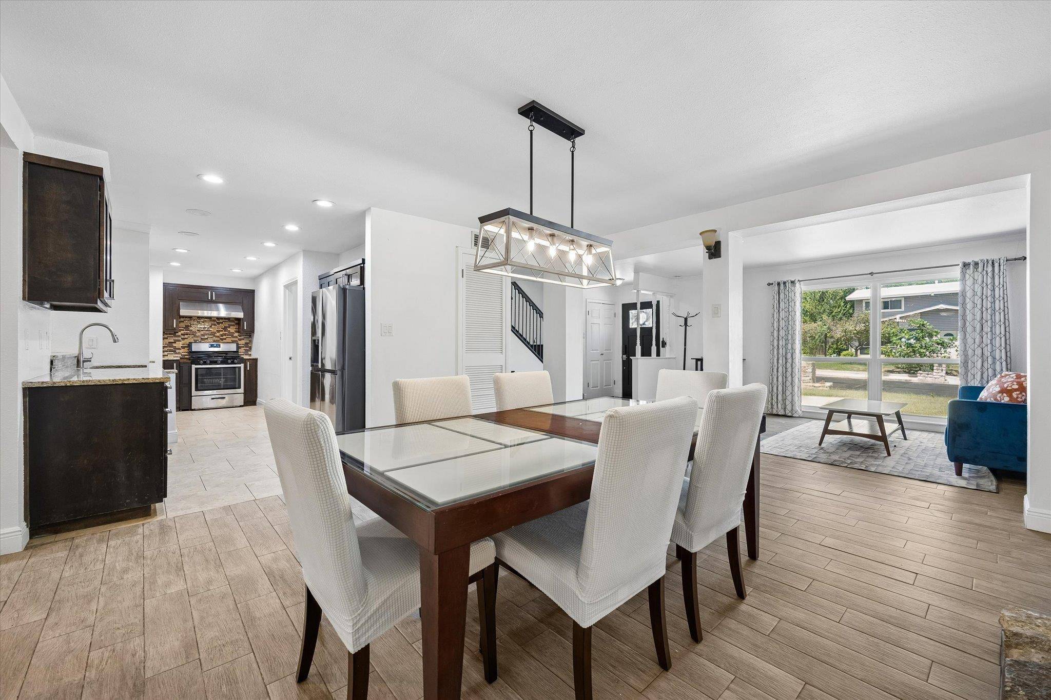 411 Ramble LN, Austin, TX 78745