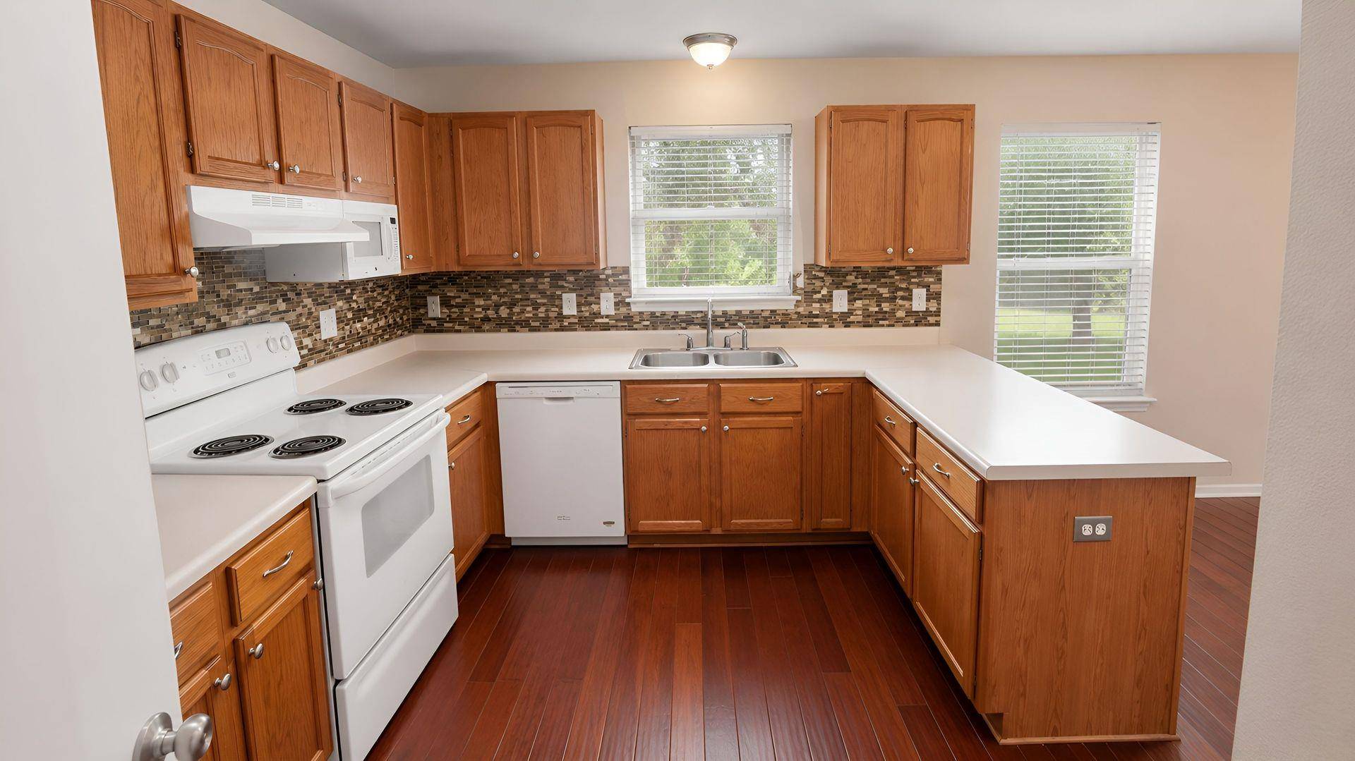 121 Wegstrom ST, Hutto, TX 78634