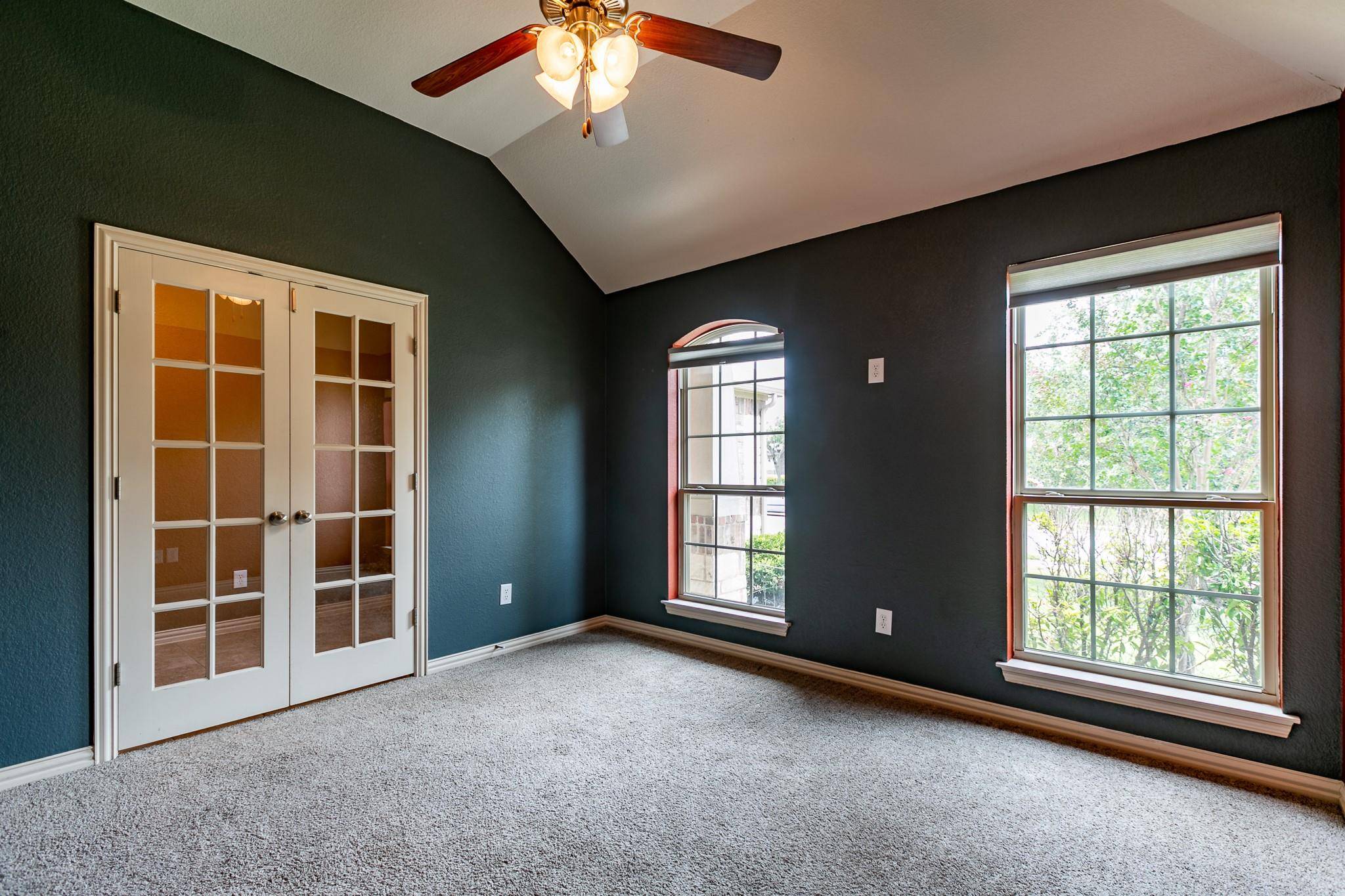118 Wallin Farms DR, Hutto, TX 78634